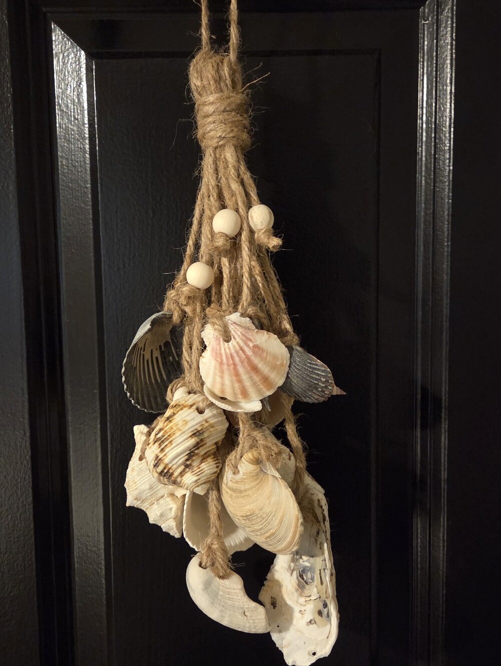 Natural Seashell Hanging Wall Decor in Beige and Cream